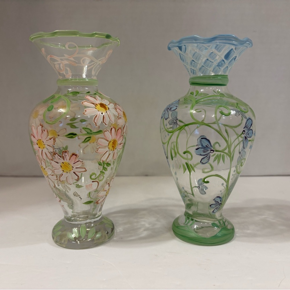 Vintage Tracy Porter boho hand painted floral design set of 2 glass bud vases